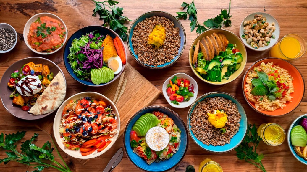 femme-collaborative-guide-nutrition-recettes-saines