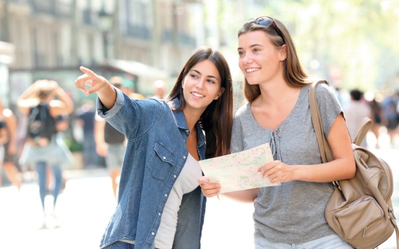 Guide de Voyage : Comment Explorer comme une Locale ?