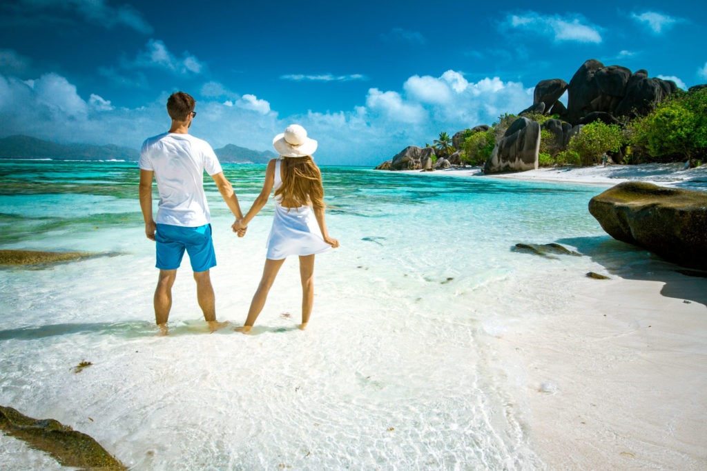 Femme Collaborative Voyage Les Plus Belles Destinations du Monde iles-seychelles