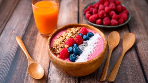 recette-femme-collaborative-smoothie-aux-baies-et-aux-granola