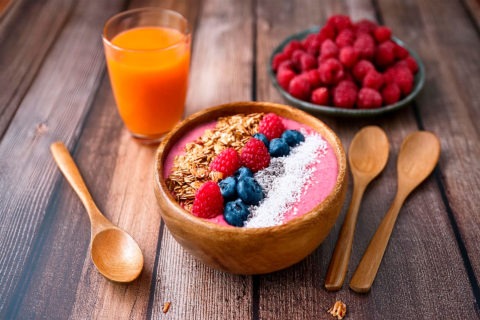recette-femme-collaborative-smoothie-aux-baies-et-aux-granola